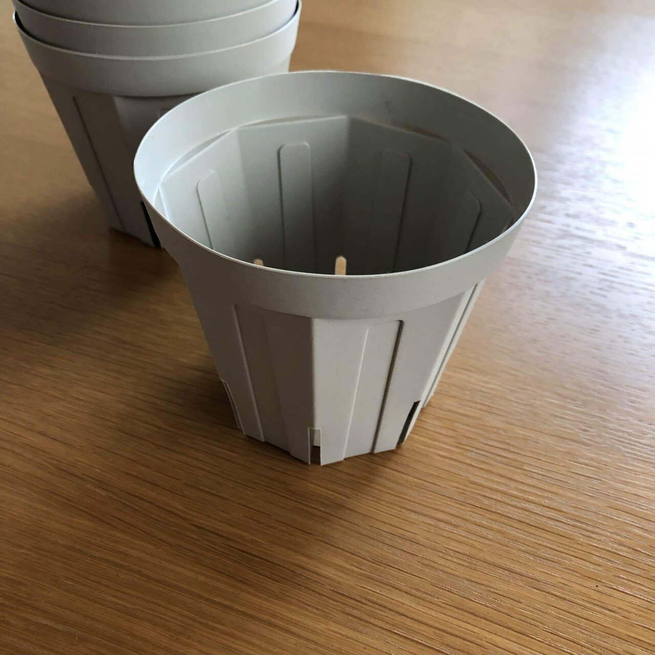 セリアでスリット鉢4号発見！ 買ってきた苗が大体3号前後が多く