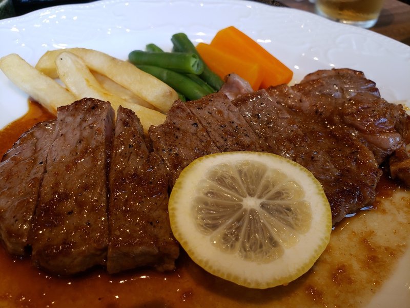 新宿でリーズナブルにステーキランチを食べたいならここ 和風レストラン珈穂音 かぽね H Wave1984makin Note