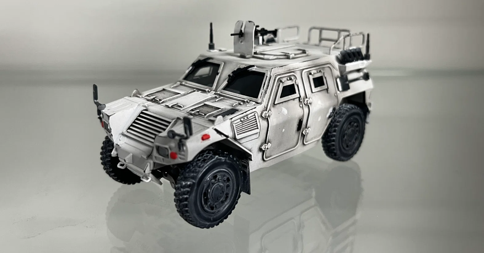 タミヤ 1/48 陸上自衛隊 軽装甲機動車 北海道仕様｜オルカラス・ラボ