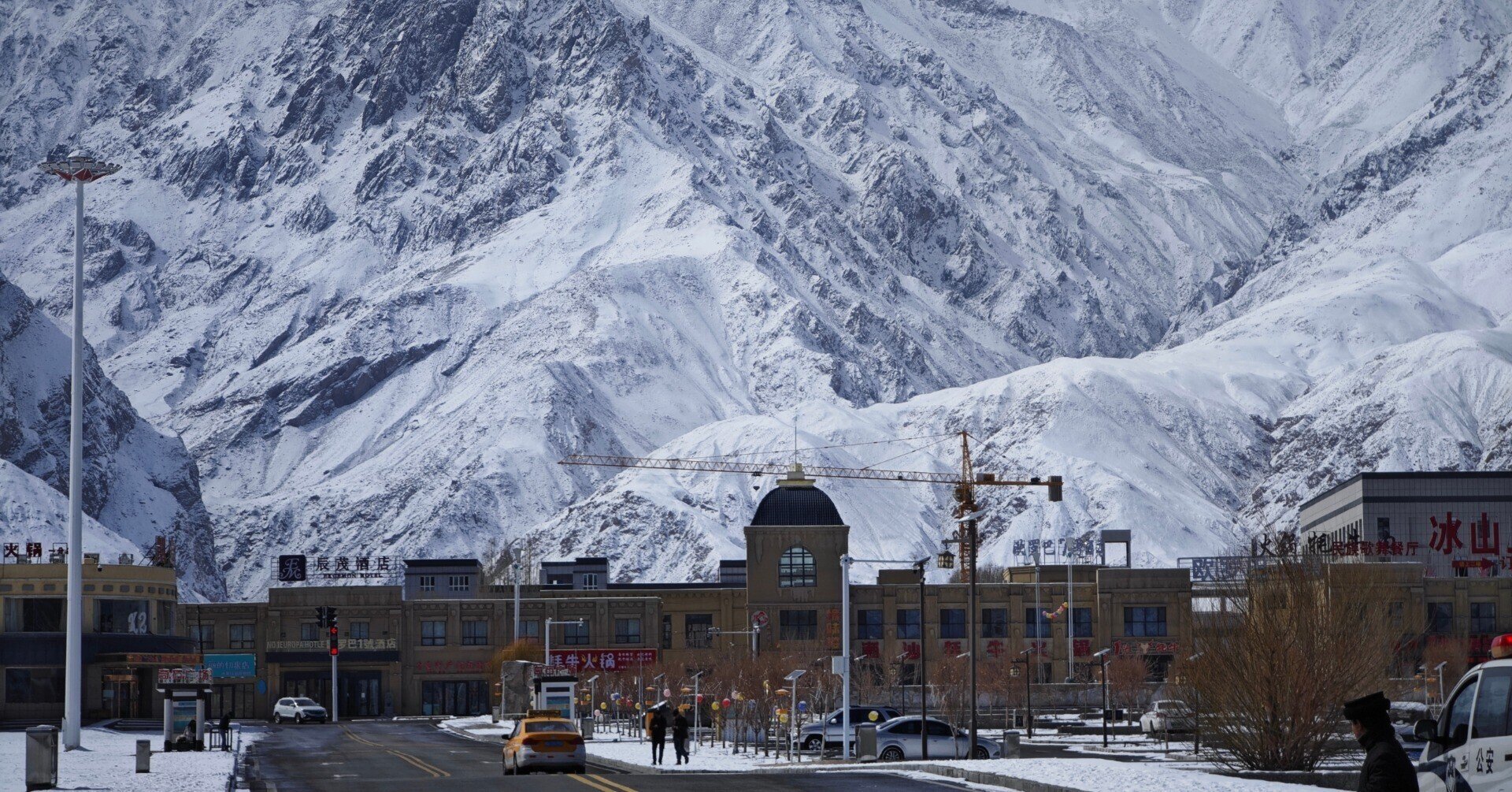 山と生きる町 ”タシュクルガン”, 冬季の新疆ウイグルで目にしたもの 山と生きる町 ”タシュクルガン”, 冬季の新疆ウイグルで目にしたもの