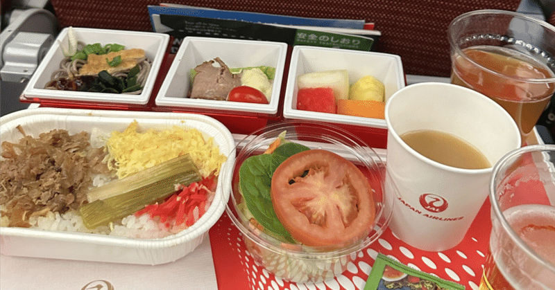 JAL国際線に乗る人必見！羽田⇄ロサンゼルス間で出た機内食を一挙公開