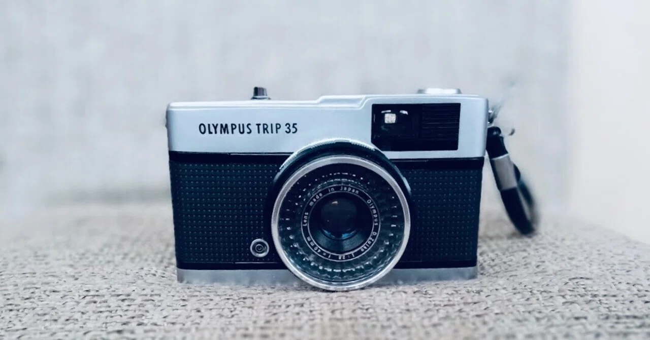 フィルムカメラOLYMPUS TRIP35｜かりんとう