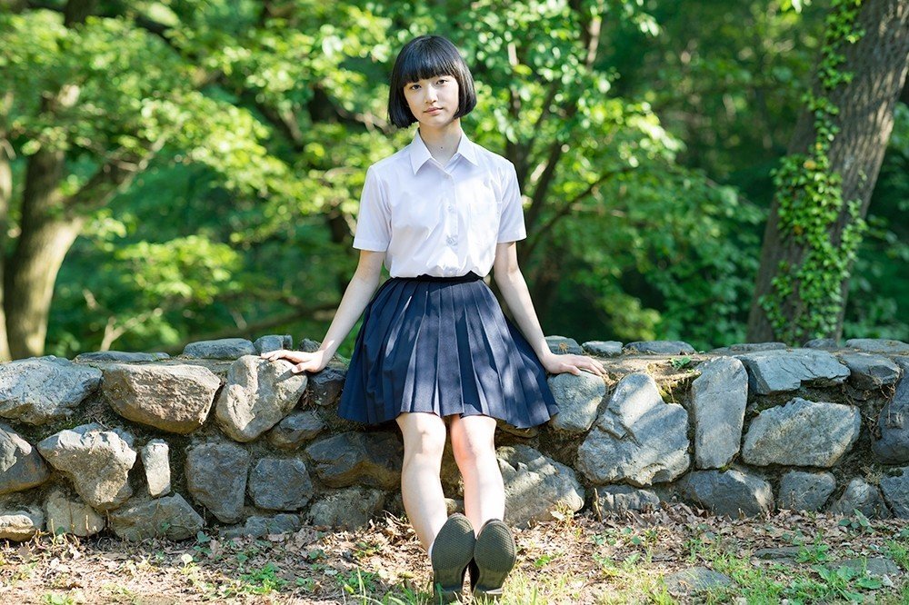 最新作の出演モデルは小宮山莉渚 さん ようやく制服篇のデザインが終わり 洋服篇のデザインを進行中 完成したら 全体のバランスを見直して必要あれば再構成します 発表点数の都合や前後写真との相性を考慮して泣く 少女記録 編集長 運営人 Note