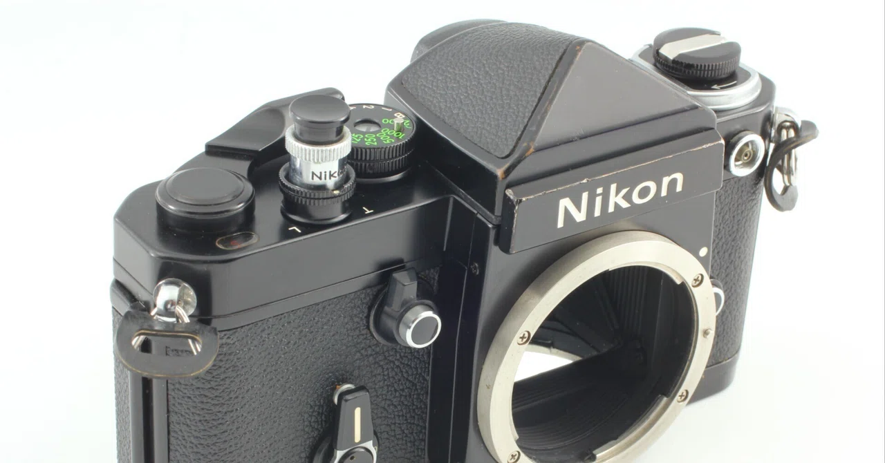 Nikon F2 Top Cover Disassembly｜フィルムカメラ修理のアクアカメラ