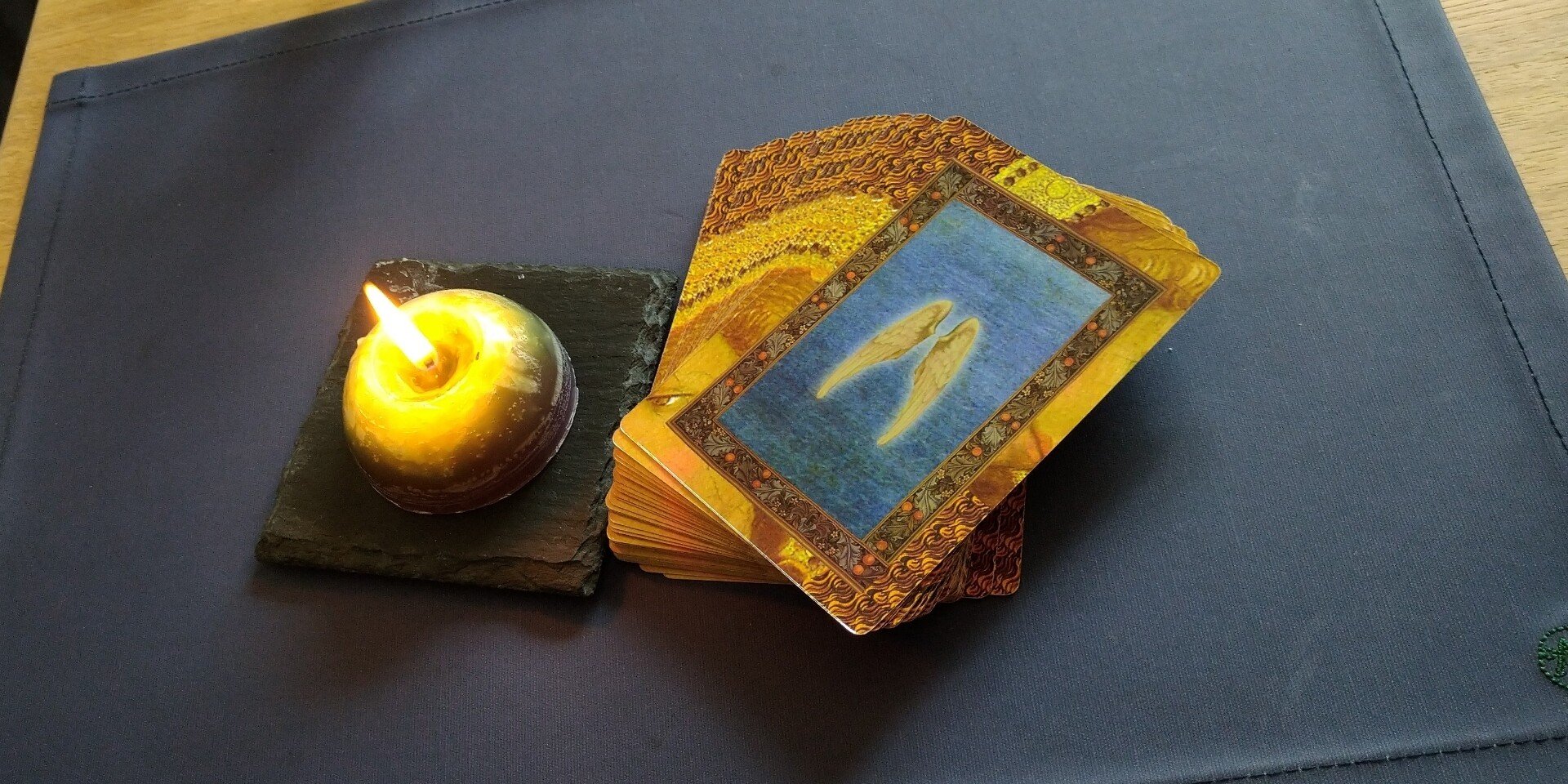 香月★オラクルカード Amazon | スーズ・オラクルカード ｜ 華月エアリ ｜ カード44枚