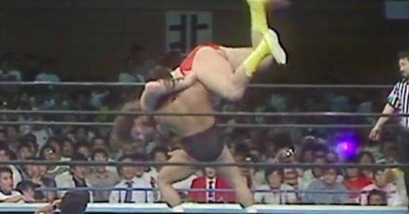 ジャイアントを持ち上げた男。｜うえちゃん