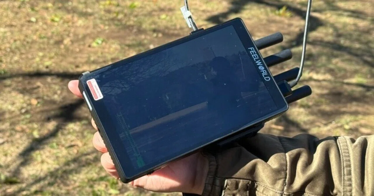 ワイヤレス映像伝送とぴったりなモニター機材！FeelworldのProシリーズ