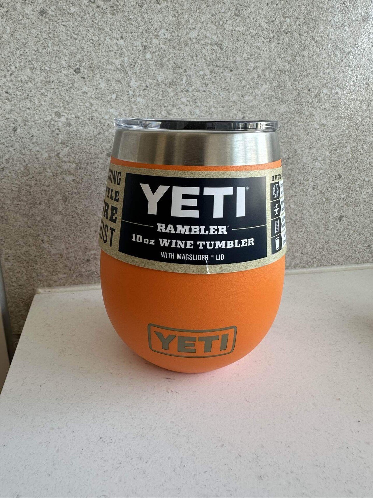 YETI】ハワイで自分のお土産にワインタンブラーを買ってきた｜はるふ's エンジニアコラム