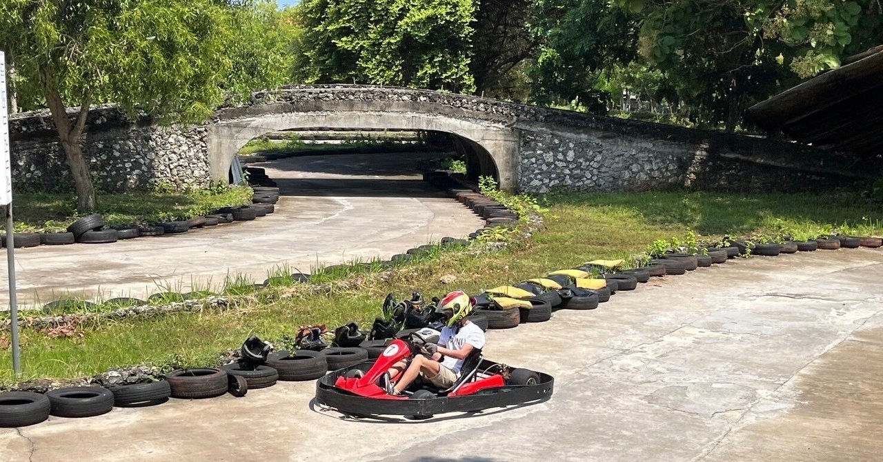 超貴重 約45年前にバリ島で購入した 大型木製透かし彫りのランプ 超貴重 約45年前にバリ島で購入した 大型木製透かし彫りのランプ