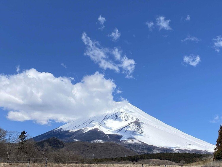 💫今日のマヤ暦💫KIN141（Imix・Chuen・11）　あまりにも良いお天氣だったので、富士山の方に行ってみました(^^♪