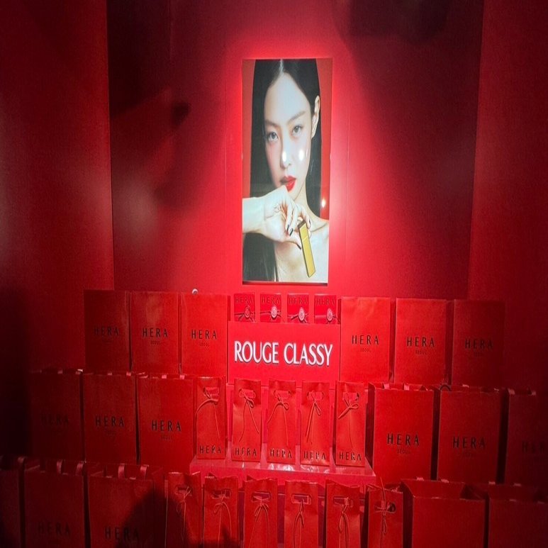 ♥シャネル、YSLなど！ブランドコスメまとめ　※バラ売り不可 シャネルやYSL、ダヴなど「ポップアップ」でリアルな体験の拡散【海外