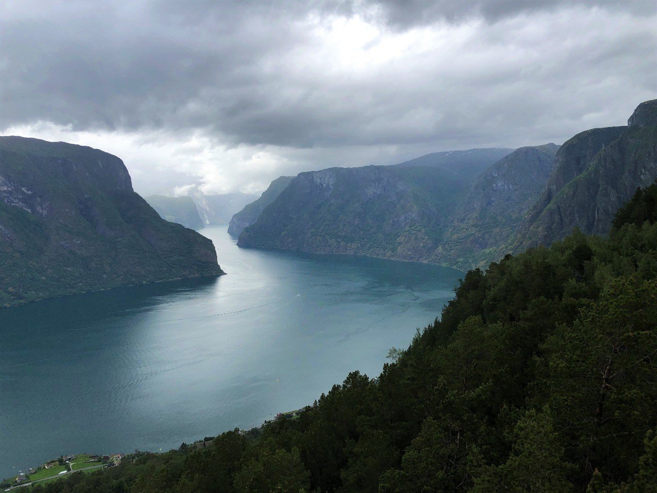 ノルウェー 森とフィヨルドのおとぎの国 中川薫 Note