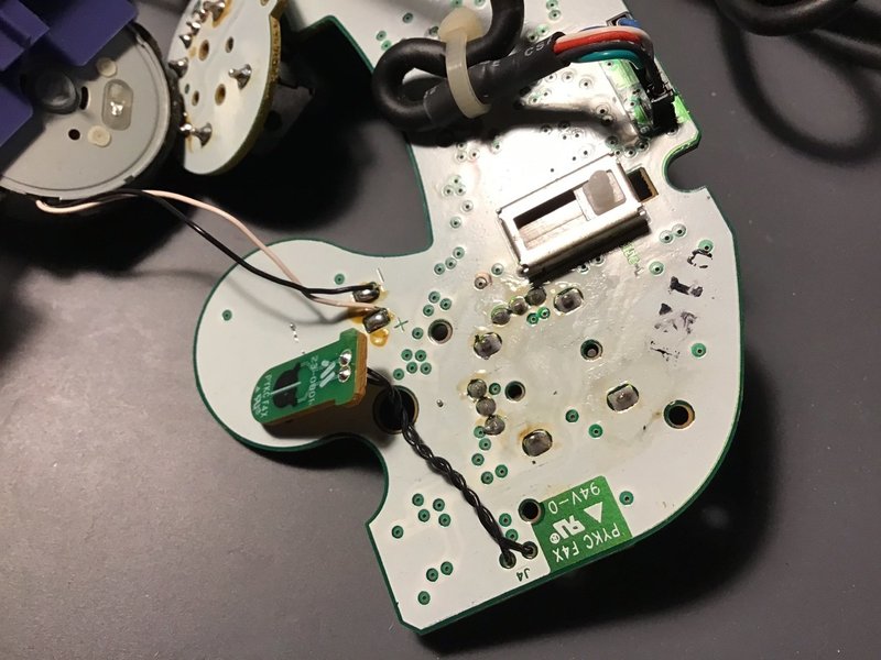 ゲームキューブコントローラーのスティックユニットを交換しつつレビュー 部員s Note ゲームキューブコントローラーのスティックユニットを交換しつつレビュー 部員s Note