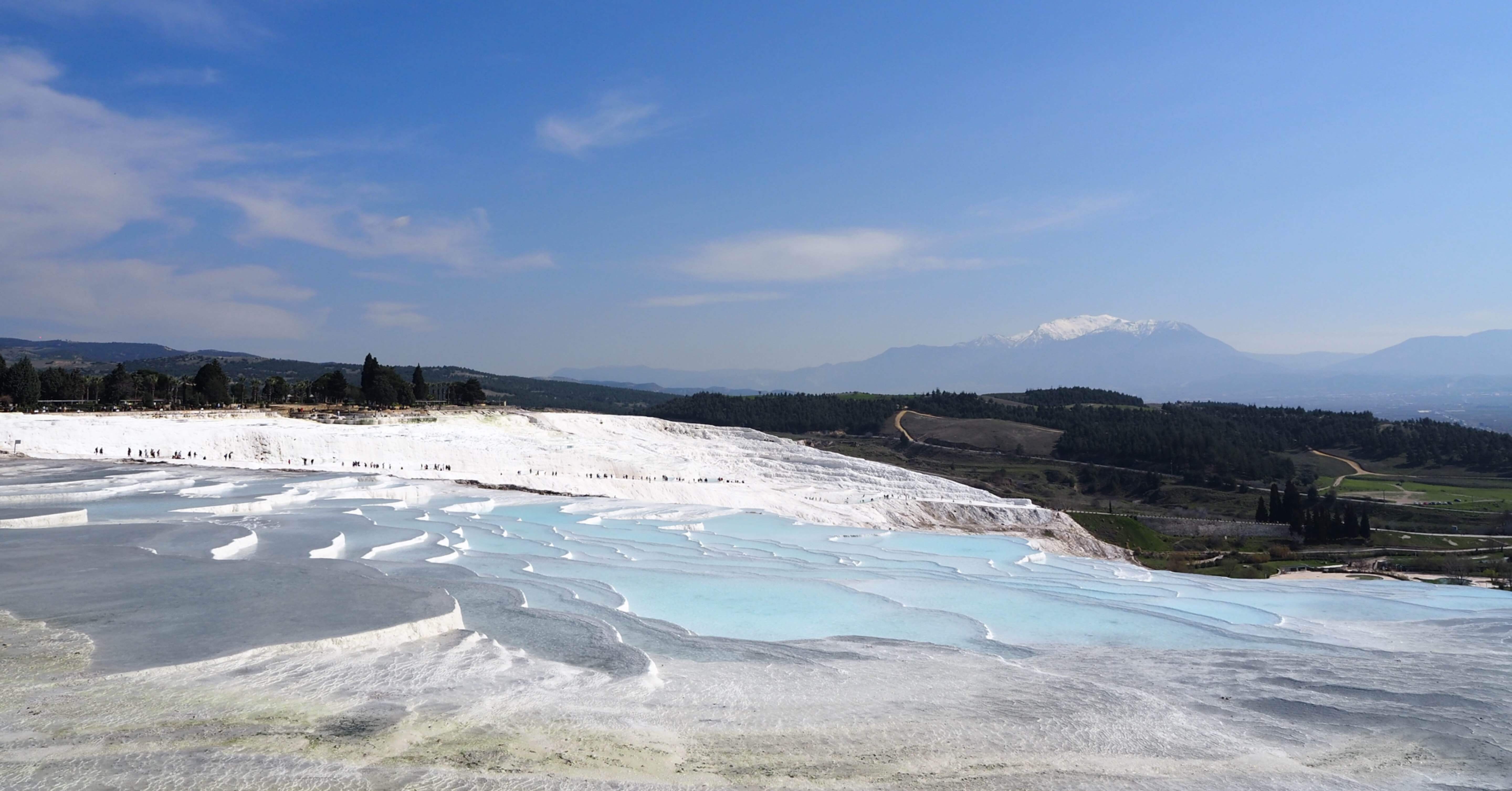 7-7 風光明媚な石灰棚 〜トルコ・パムッカレ〜｜Nick's diary