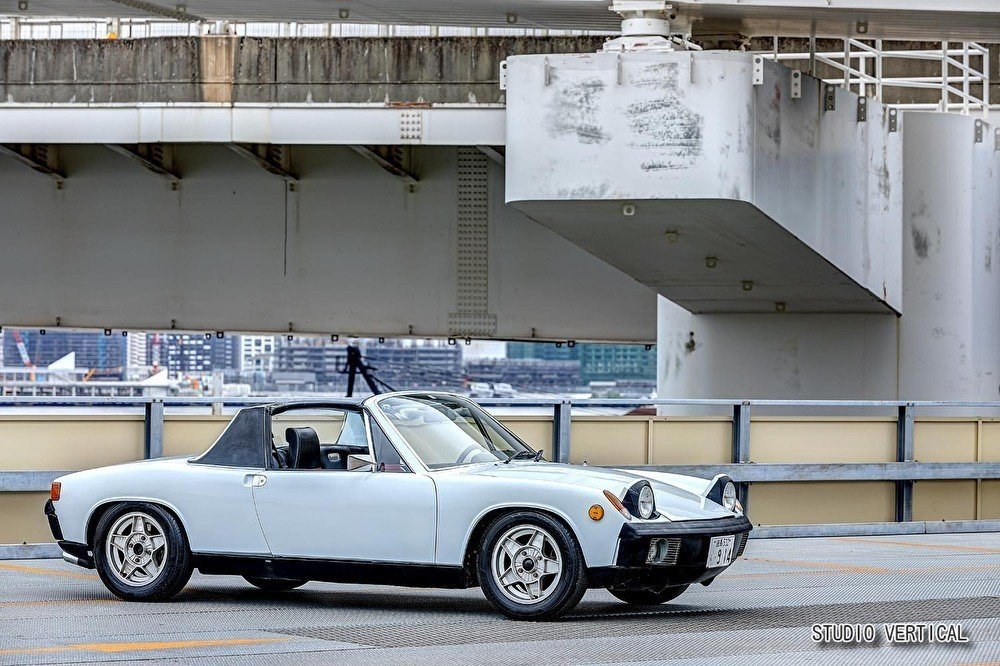 人を呼び寄せるラッキーチャーム。ポルシェ 914（1974年）｜金子浩久書店