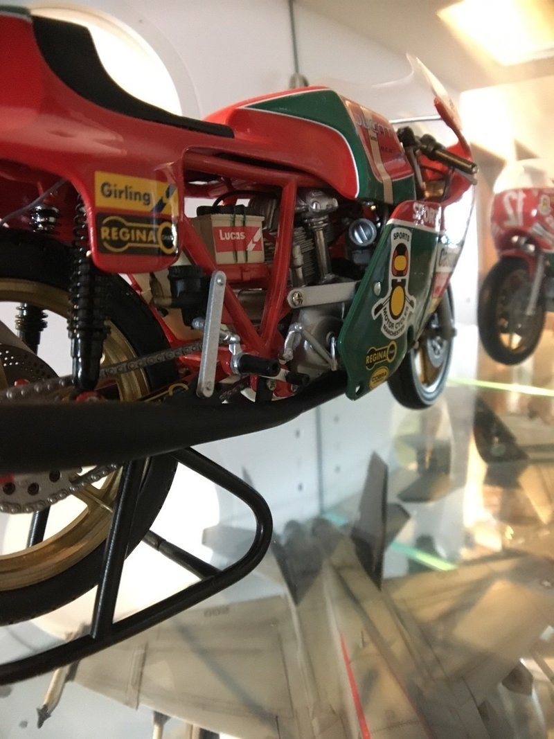 マイク ヘイルウッドのドゥカティ900tt1 でぃーぷ パーポー Note マイク ヘイルウッドのドゥカティ900tt1 でぃーぷ パーポー Note