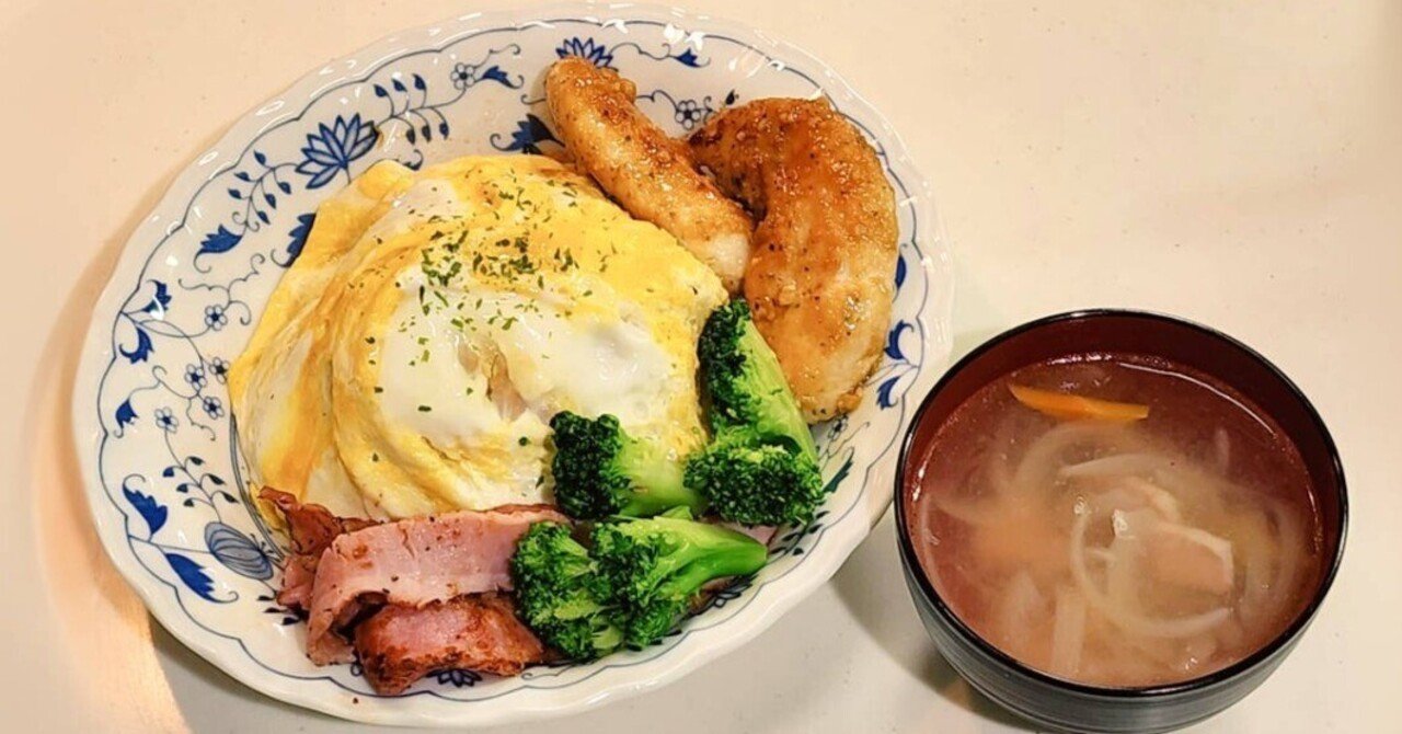 ドレスドオムライスのワンプレート｜シロクロ