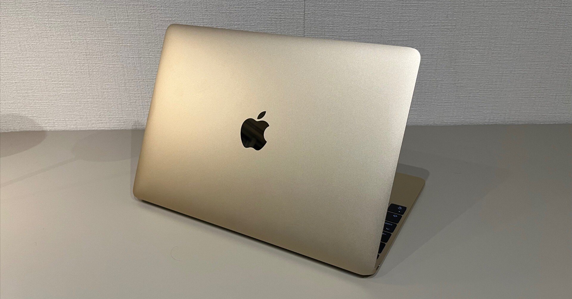 Tech】2024年にMacBook 2017を買ってみた／PC紹介「MacBook 2017