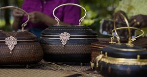 タイ伝統工芸品 ヤーンリパオバッグ カゴバッグ タイの王族たちに愛された 気品あふれるバスケット 「ヤーン