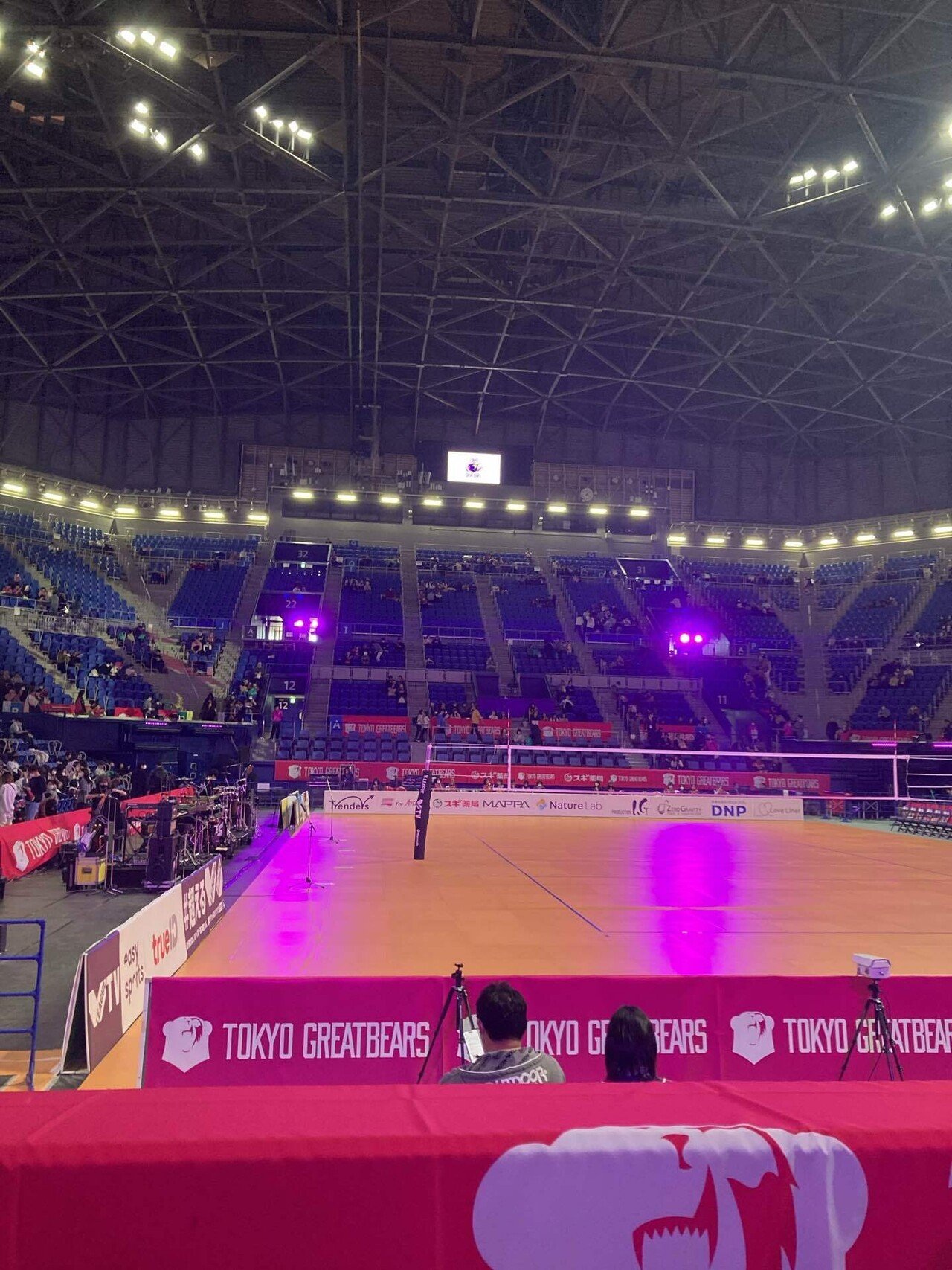 バレーボール 有明アリーナ GbSf-pQagAAGarJ.jpg