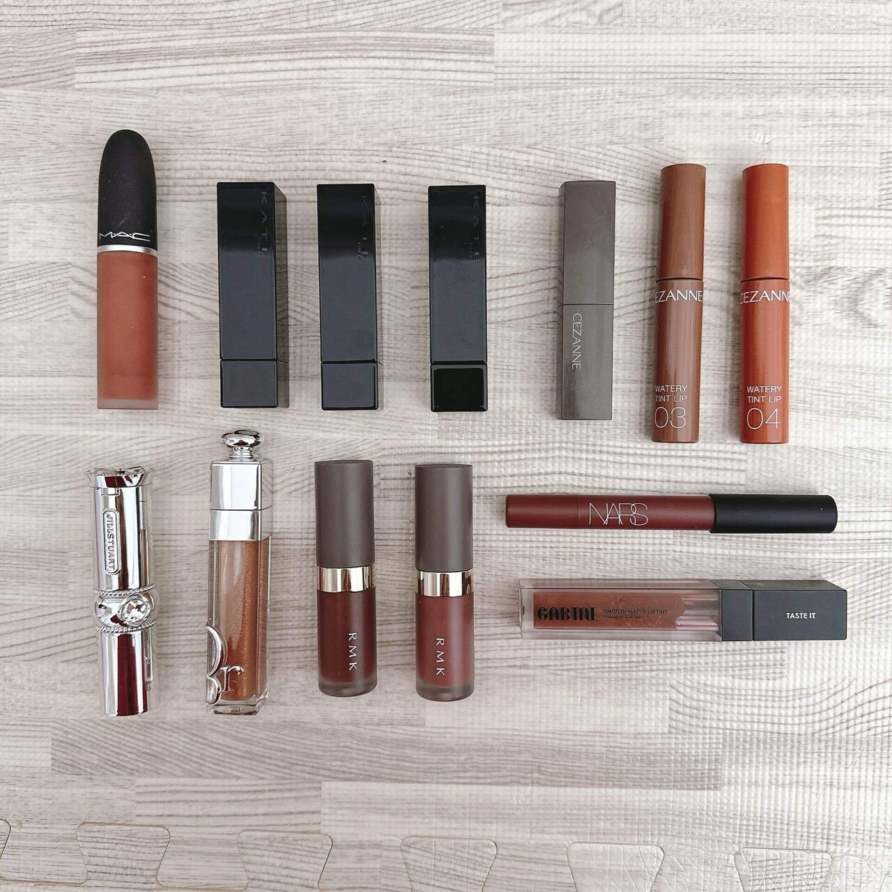 口紅　リップ　プロ用メイク　クリエ　13本　破格値 口紅 リップ プロ用メイク クリエ 13本 破格値