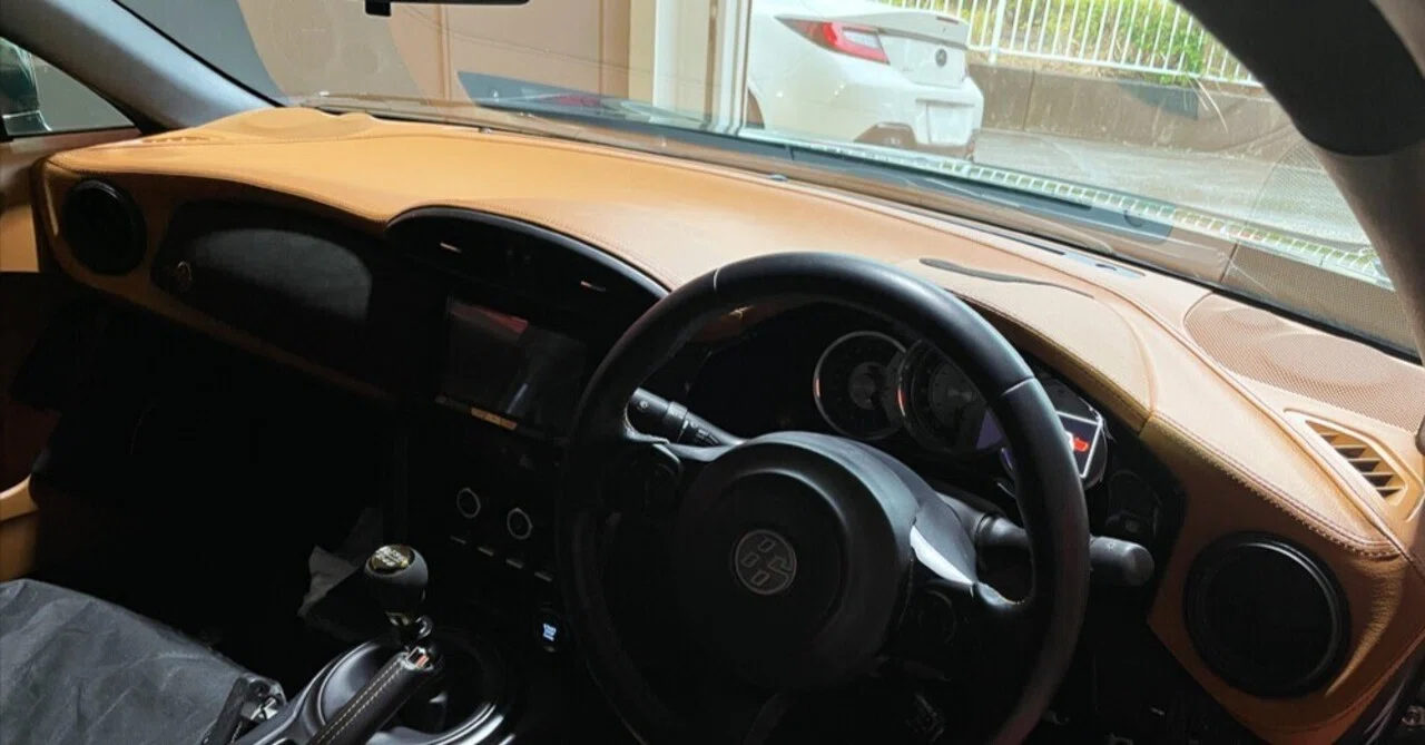 Dashboards（ダッシュボード）写真集 オールレザー！タン革のダッシュボード！トヨタ86｜Grazio&Co.社長日記2.0