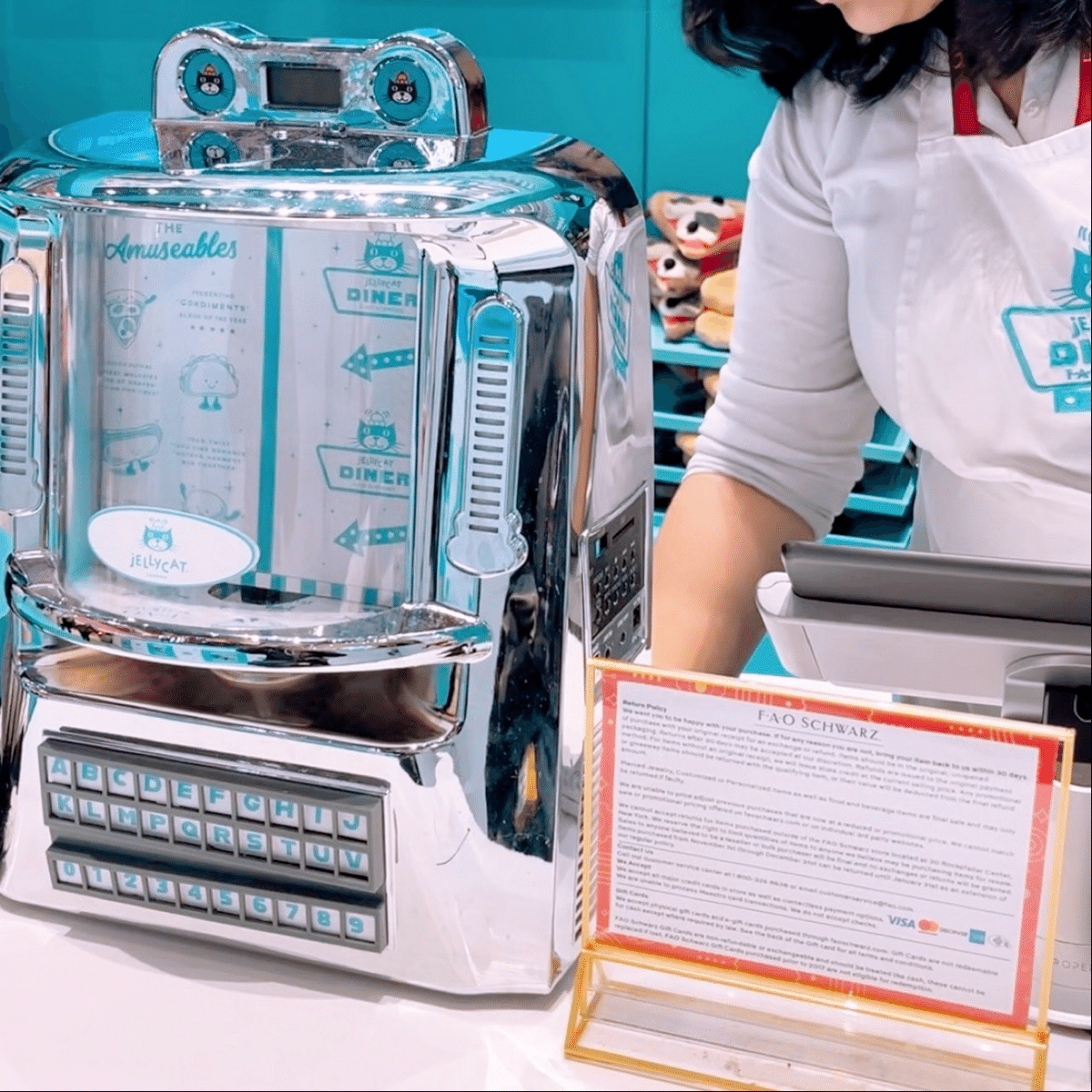 NY旅行】Jellycat Dinerの詳細 & NYオススメぬいぐるみ編|ハチ NY旅行】Jellycat Dinerの詳細 & NYオススメぬいぐるみ編|ハチ