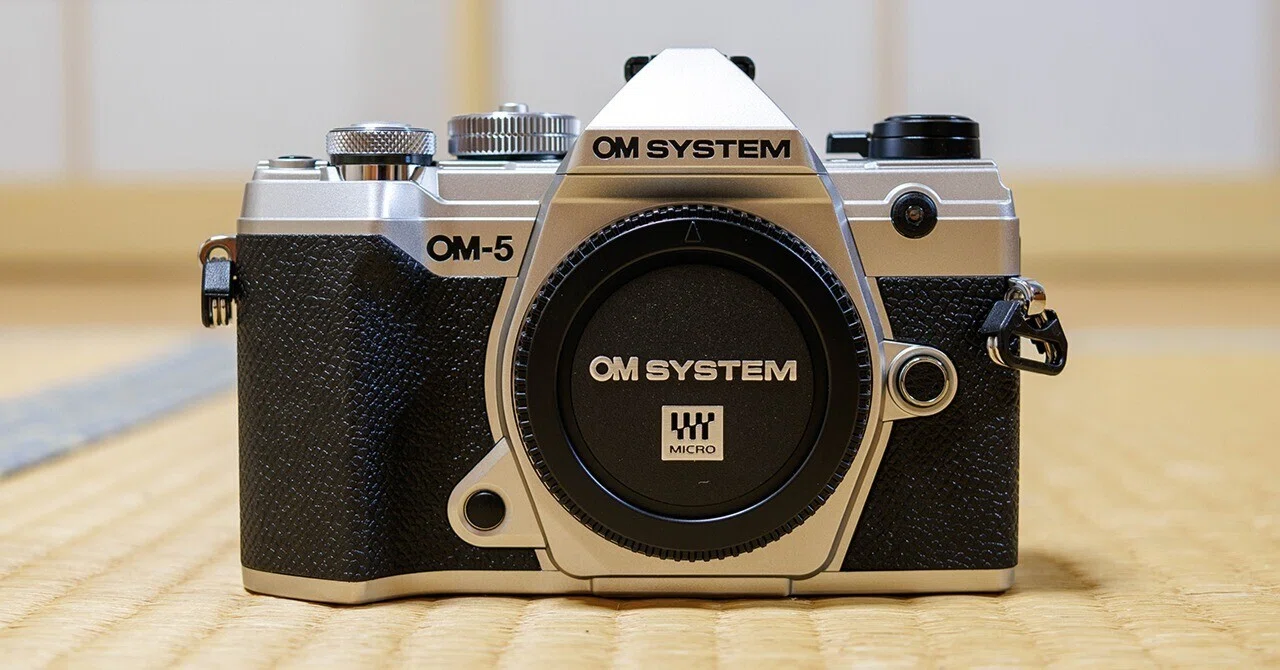 OM SYSTEM OM-5 ボディ ショット数1567 OM SYSTEM OM-5 ボディ ショット数1567 【公式通販】