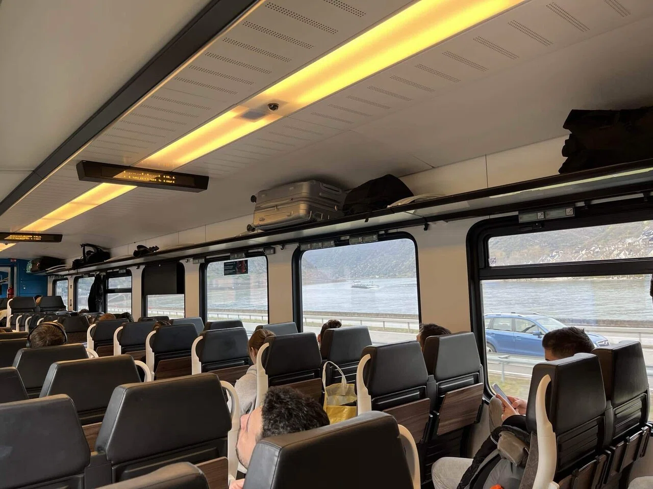 5. 片道11時間？！ドイツ東西をローカル路線で珍道中🇩🇪｜ドイツで