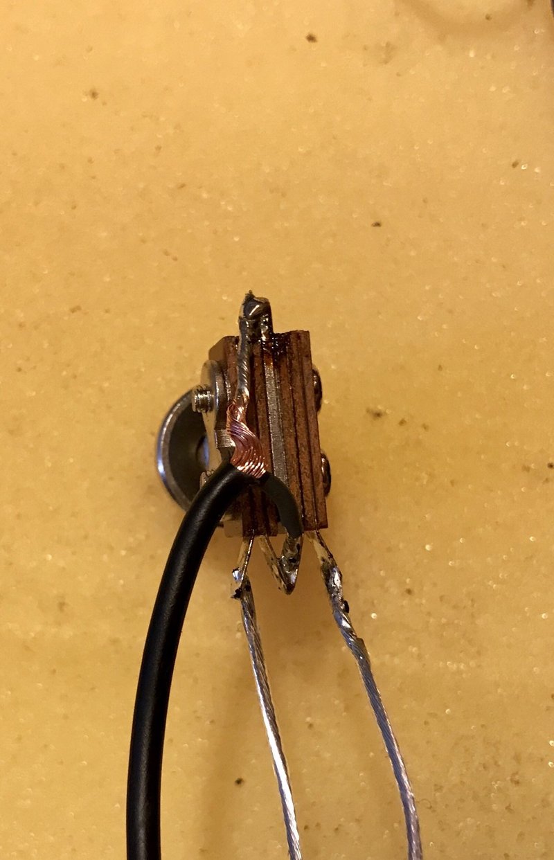 音がこもるようになってしまったレスポールをどうにかする 歯垢太郎 Note 音がこもるようになってしまったレスポールをどうにかする 歯垢太郎 Note