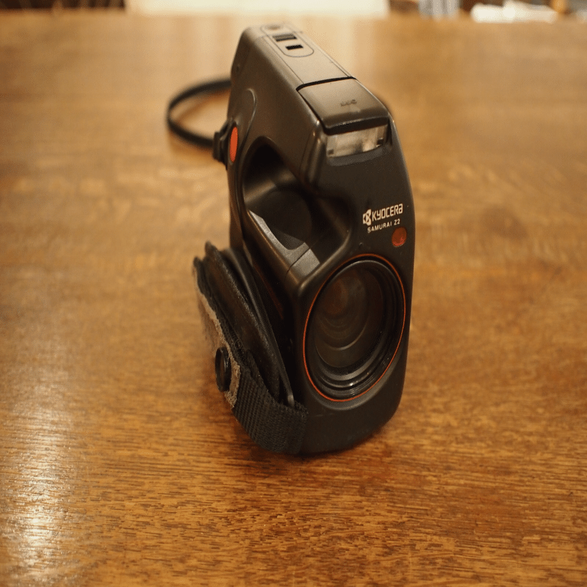 デジタルカメラ Samurai カメラは京セラ、サムライです。｜おしゃま