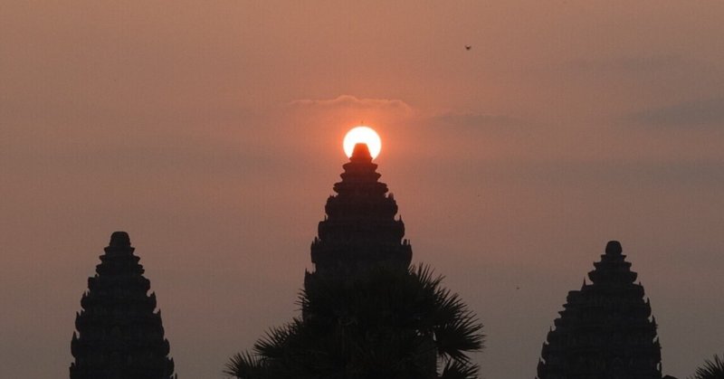 【遺跡探訪74】春分の日のアンコールワット朝日（Angkor Wat 12世紀前半）