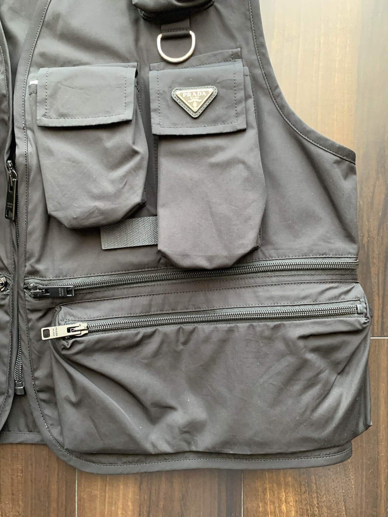 77.PRADA SUMMER24②コットンベスト|羽生健太郎 77.PRADA SUMMER24②コットンベスト|羽生健太郎