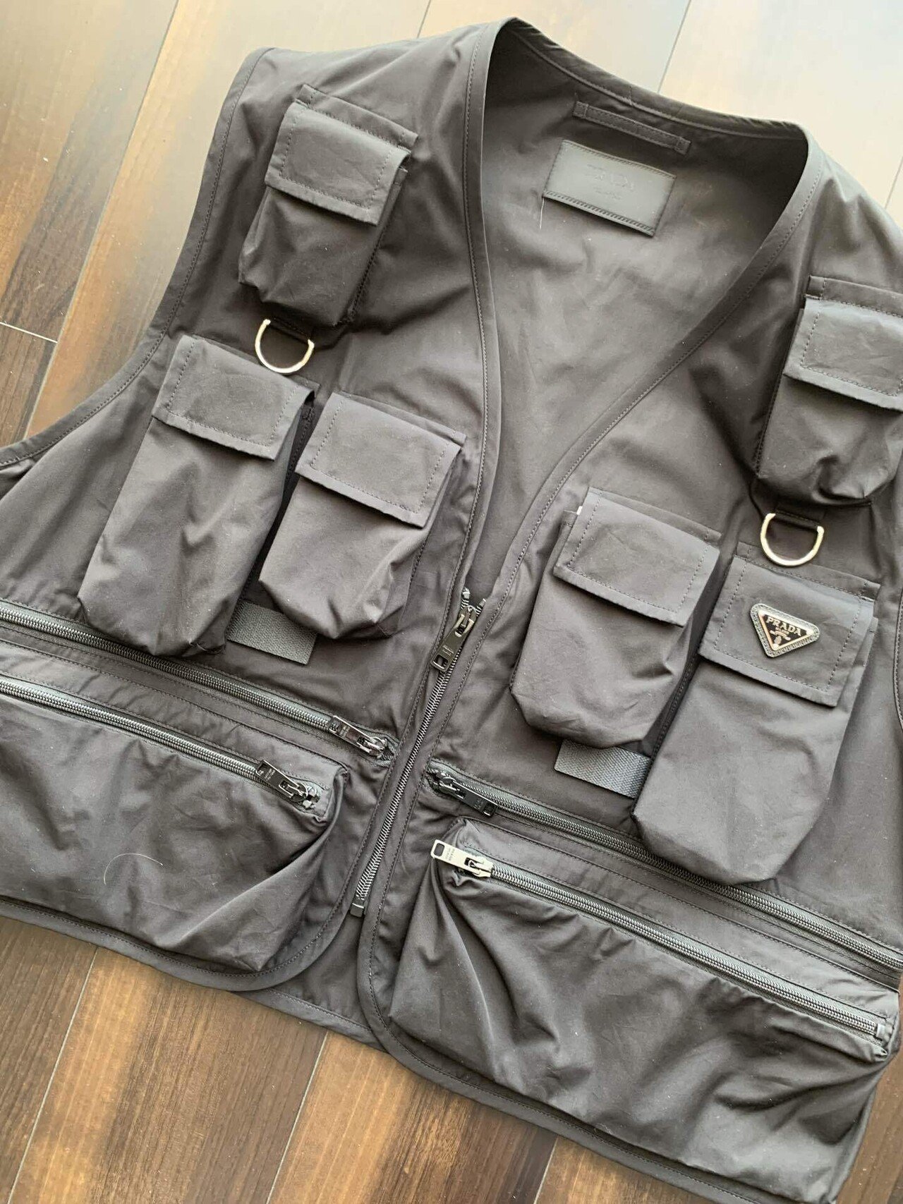 77.PRADA SUMMER24②コットンベスト|羽生健太郎 77.PRADA SUMMER24②コットンベスト|羽生健太郎