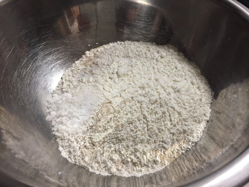 薄力粉でパンを作ってみた 河野陽炎 プロ資格マニア 保有資格30ほど 失効4 放送大単位 Note