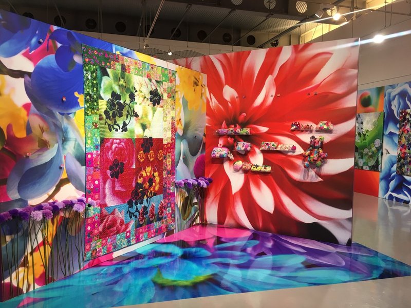 蜷川実花 蜷川宏子 二人展 写真とキルトが生み出す極彩飾の世界 福井 金津創作の森 Nao Masunaga Note
