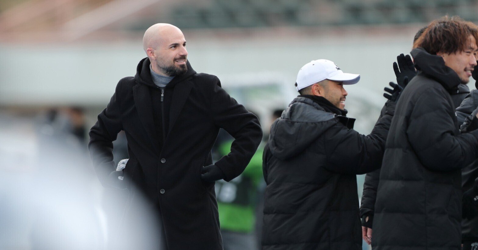 YASUDA ベンチコート Lサイズ ブラック ヤスダ サッカー ロングコート