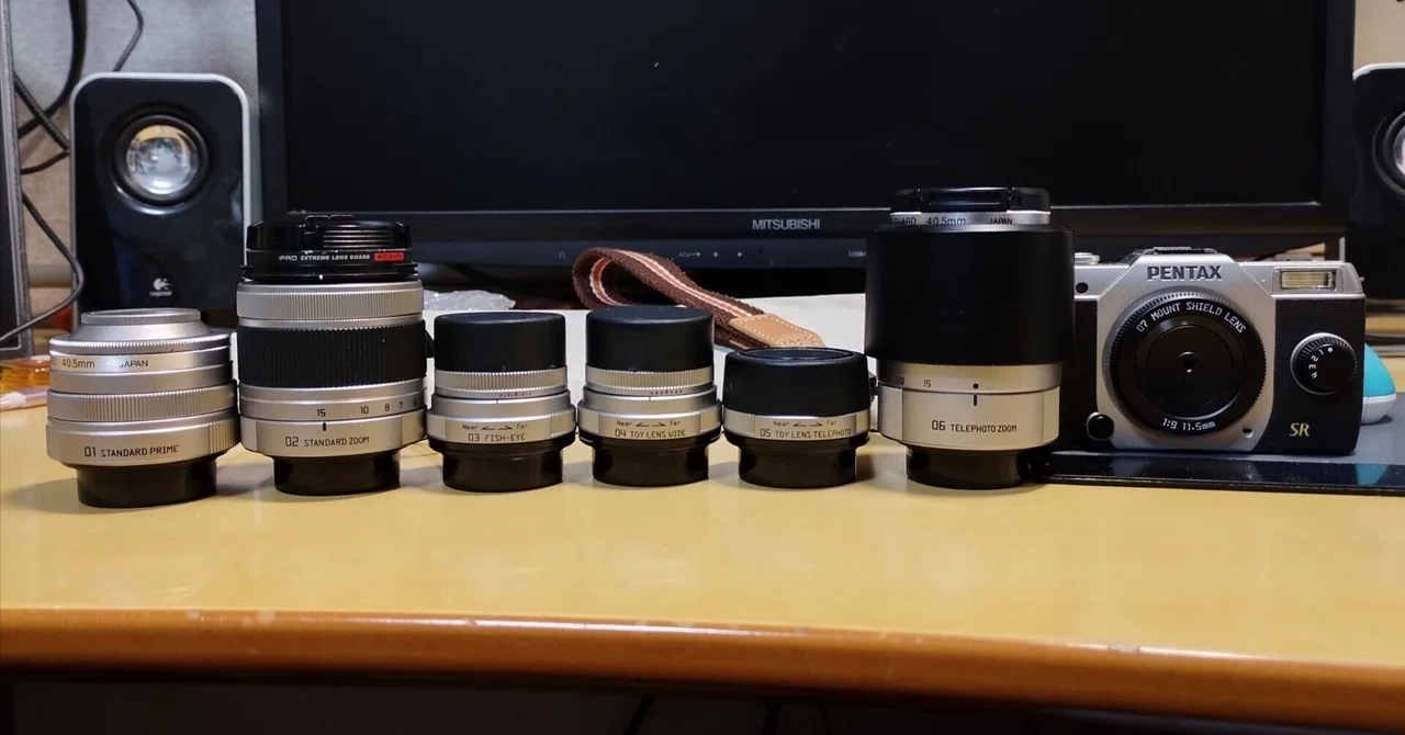 PENTAX Qと01,02,03,06,07レンズとバッテリー×2のセット PENTAX Qと01,02,03,06,07レンズとバッテリー×2のセット