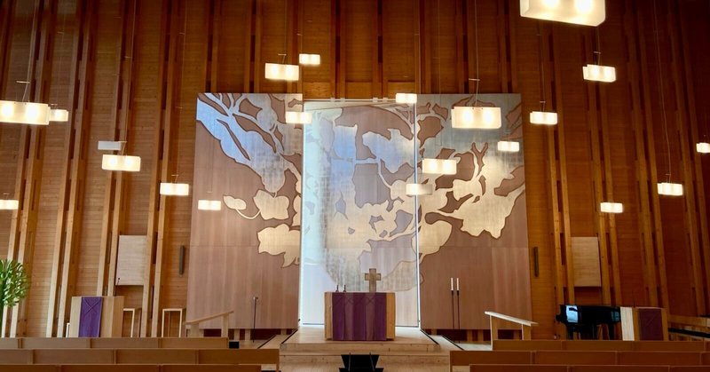 #18 葡萄の教会、ヴィーイッキ教会：Viikin Kirkko（フィンランド）