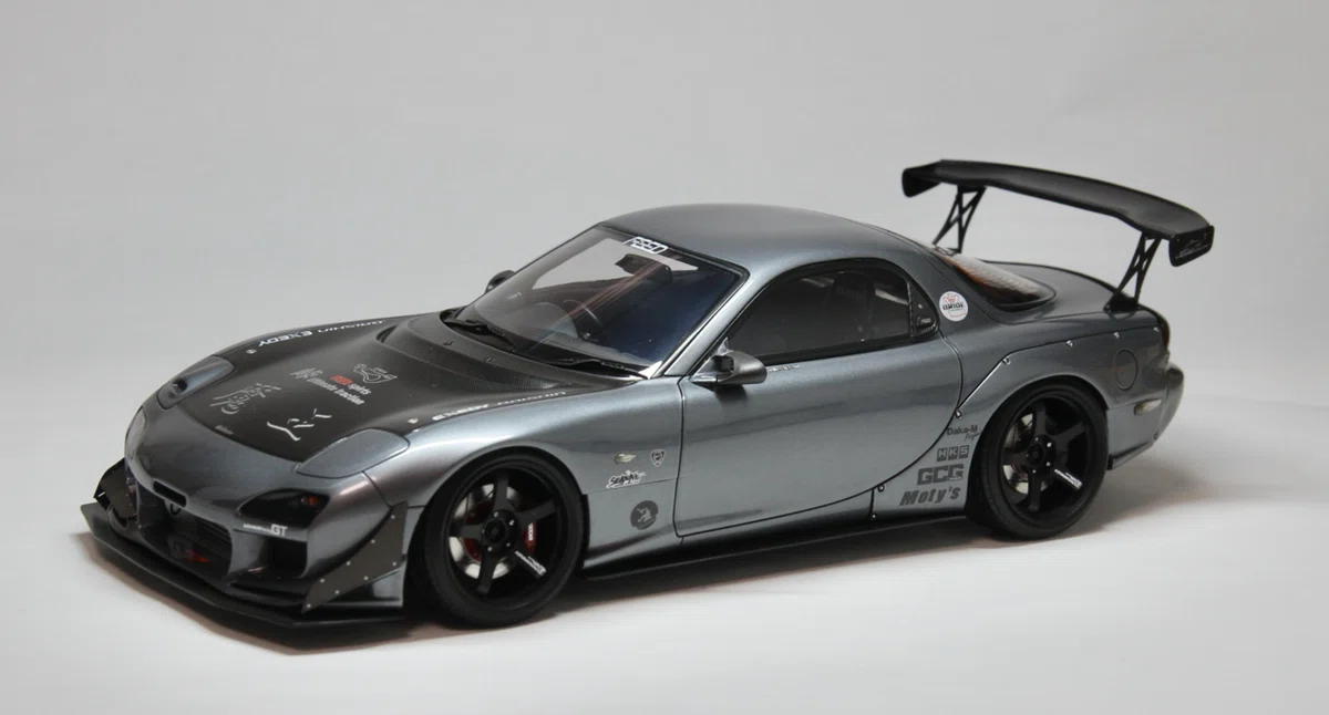 RE雨宮 RX-7(FD3S)完成|スイートネイル