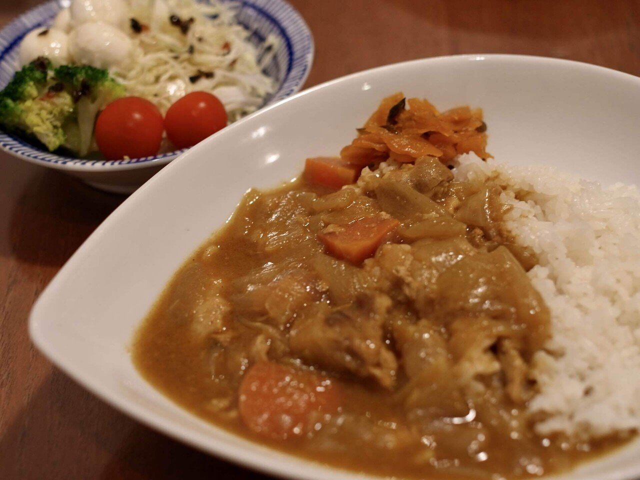 夜ご飯 📝#献立 ＊カツカレー ＊玉ねぎベーコンのスープ ＊人参