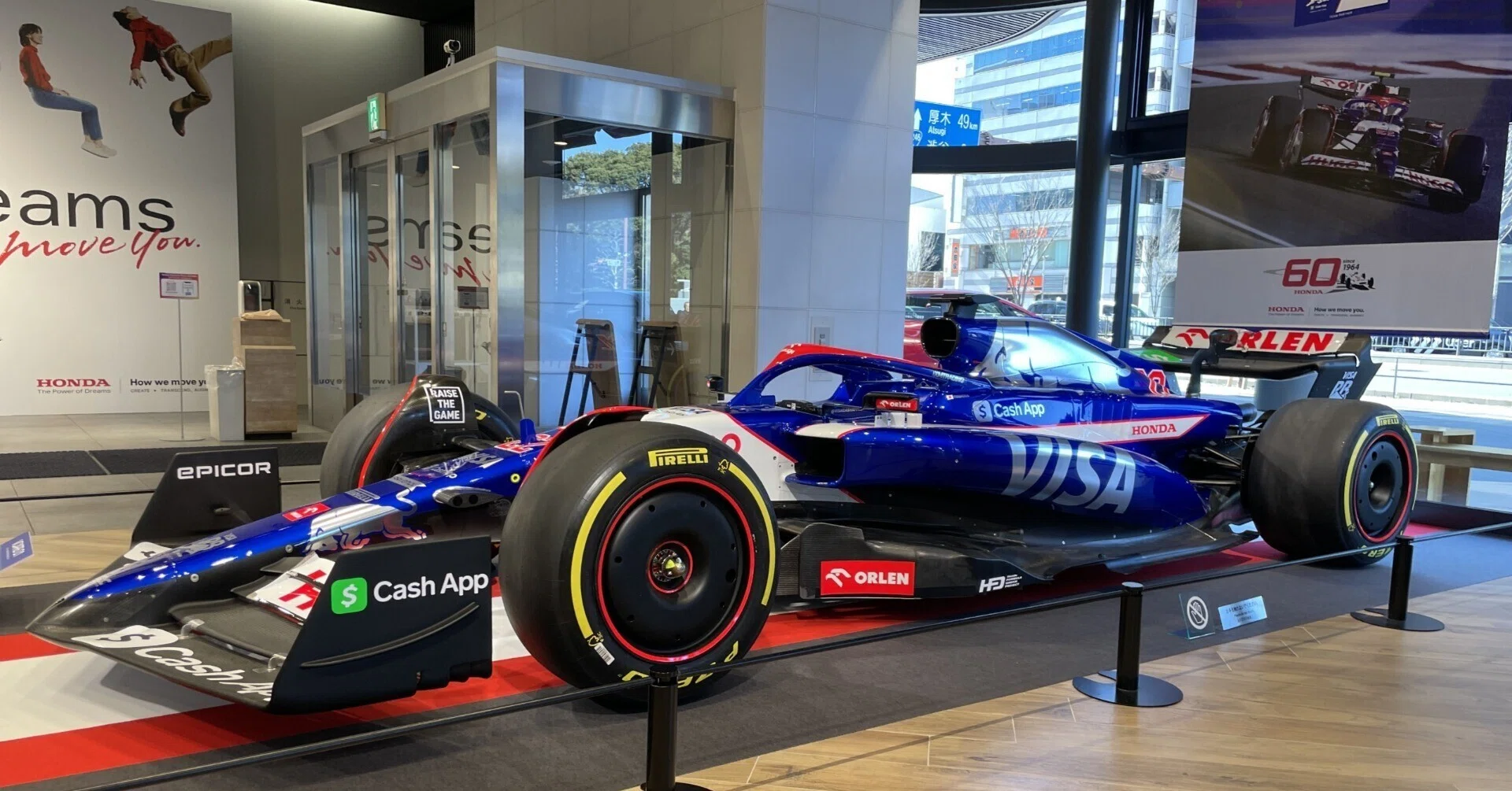 カレーうどんにレーシングブルズとRC213V【ホンダウェルカムプラザ青山