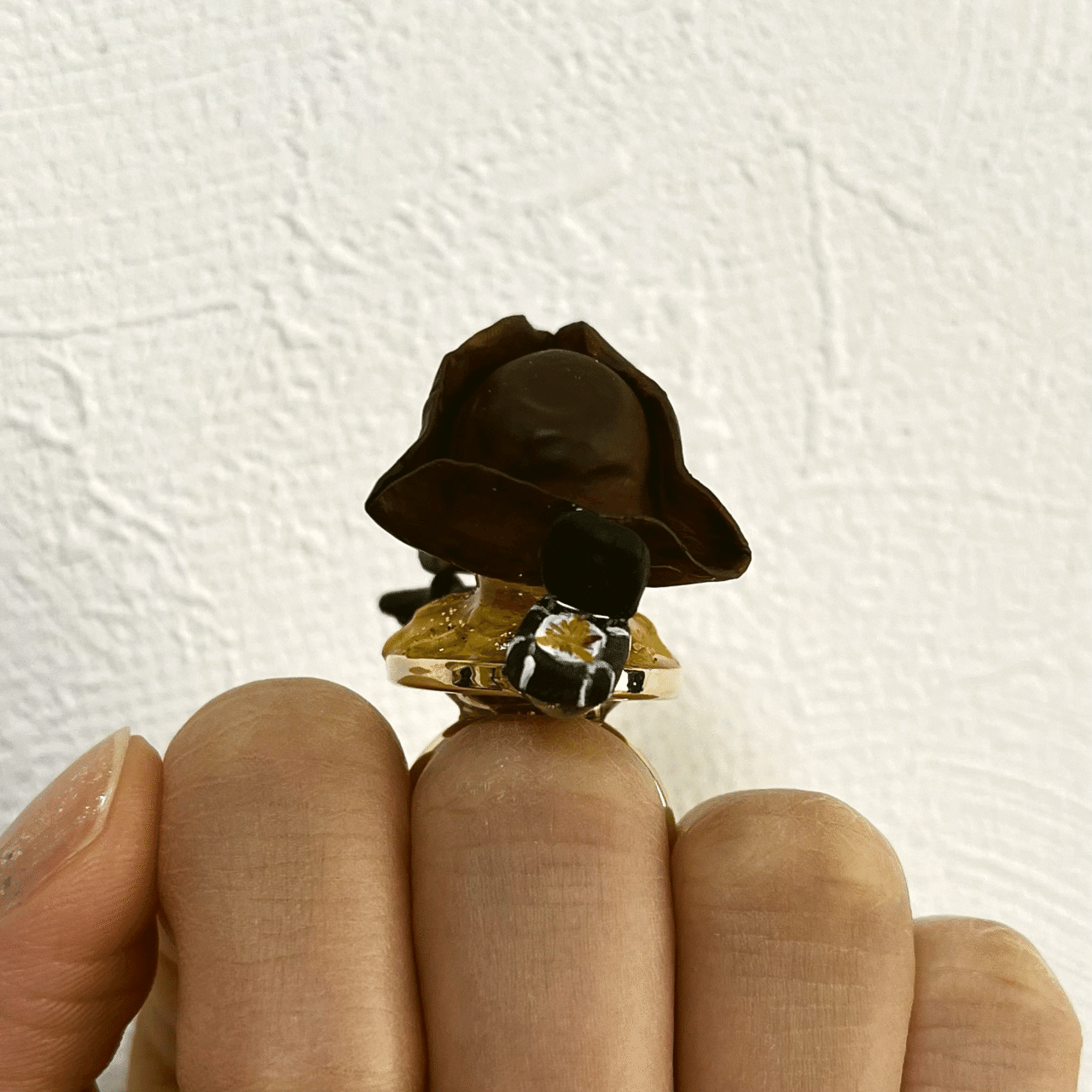 映画「パイレーツ・オブ・カリビアン/呪われた海賊たち」の指輪 〈映画