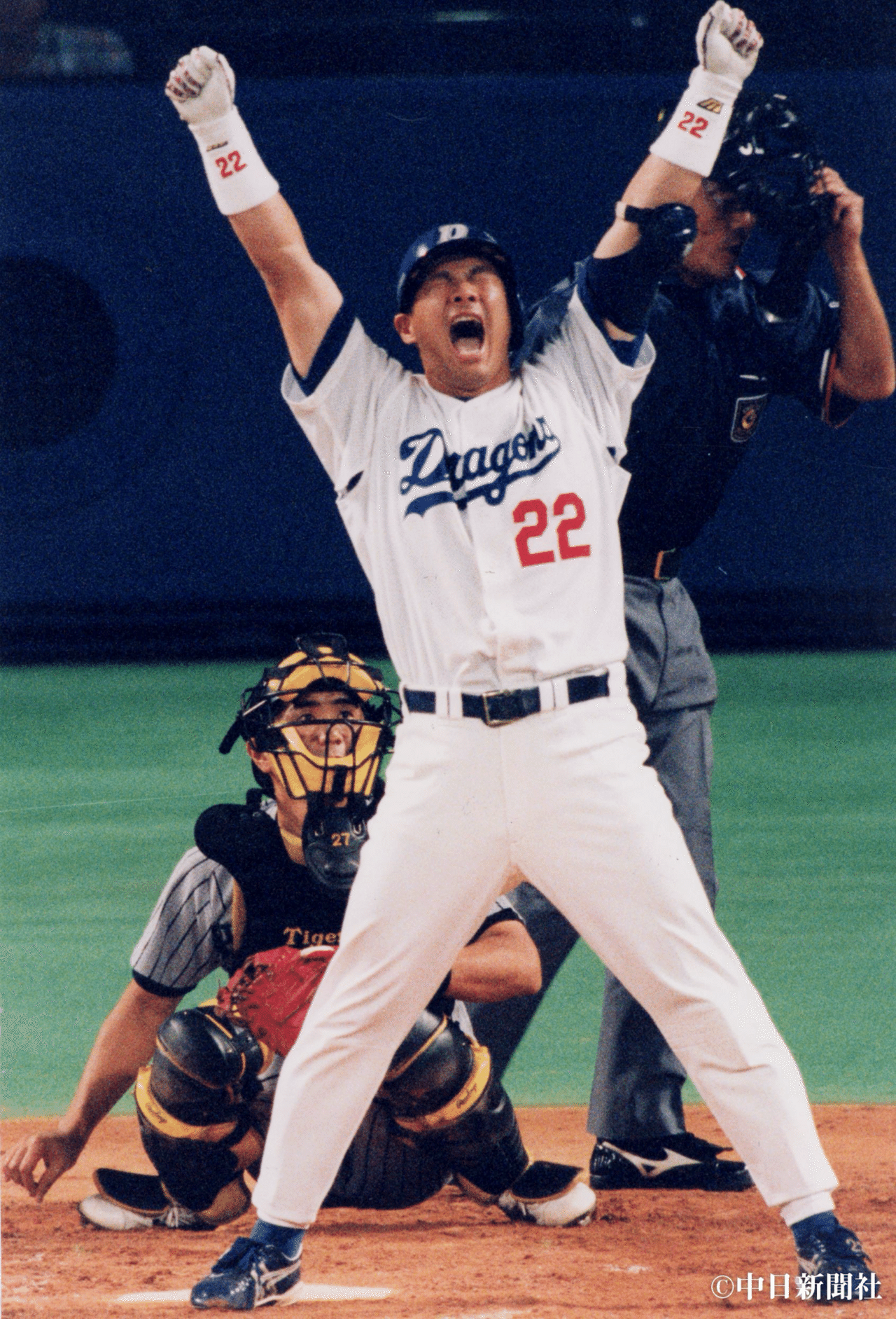 プロ野球開幕!⚾️】ドラゴンズ 歴代ホームユニフォーム紹介(97年 プロ野球開幕!⚾️】ドラゴンズ 歴代ホームユニフォーム紹介(97年