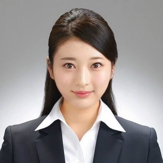 ハーフアップも許されないこんな世の中で Mimitsuki Note