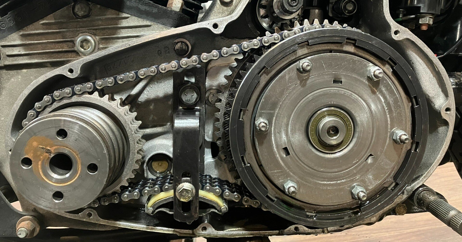 ハーレーEVOプライマリーチェーンクラッチ 85161c7cbd647334e8802dd3409a53