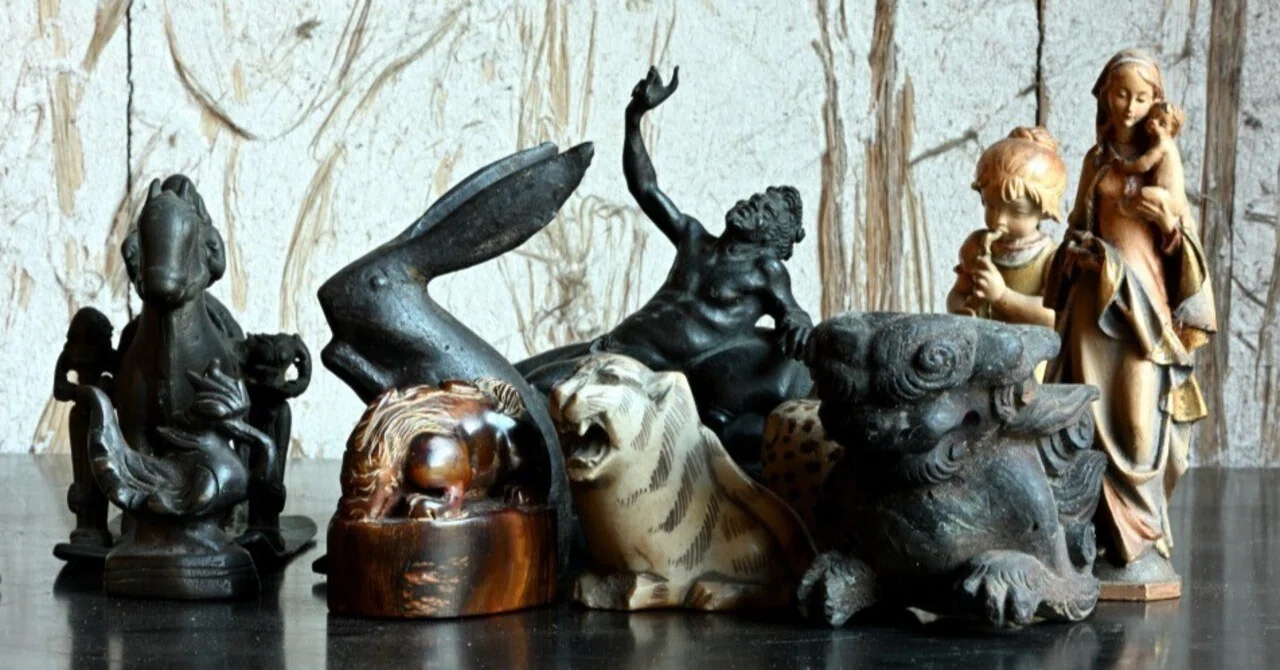 手のひらサイズのミュージアム｜Antique&Collectible 閑古鳥 買取ブログ