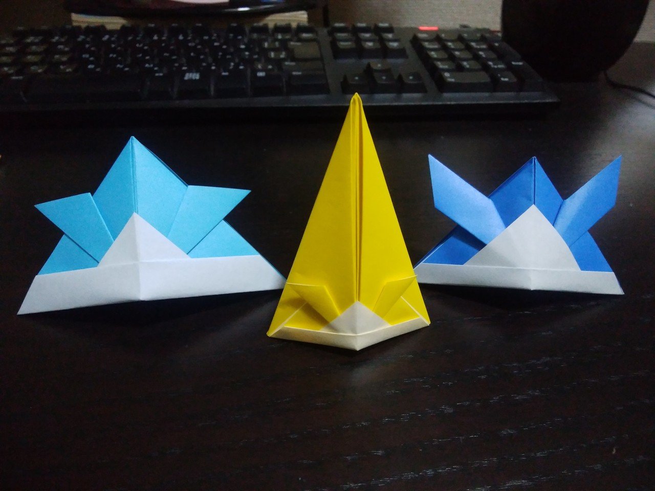 折り紙 1 肩かけ基本形 三角折り 2 折り本基本形 四角折り 藤川さくら Note 折り紙 1 肩かけ基本形 三角折り 2 折り本基本形 四角折り 藤川さくら Note