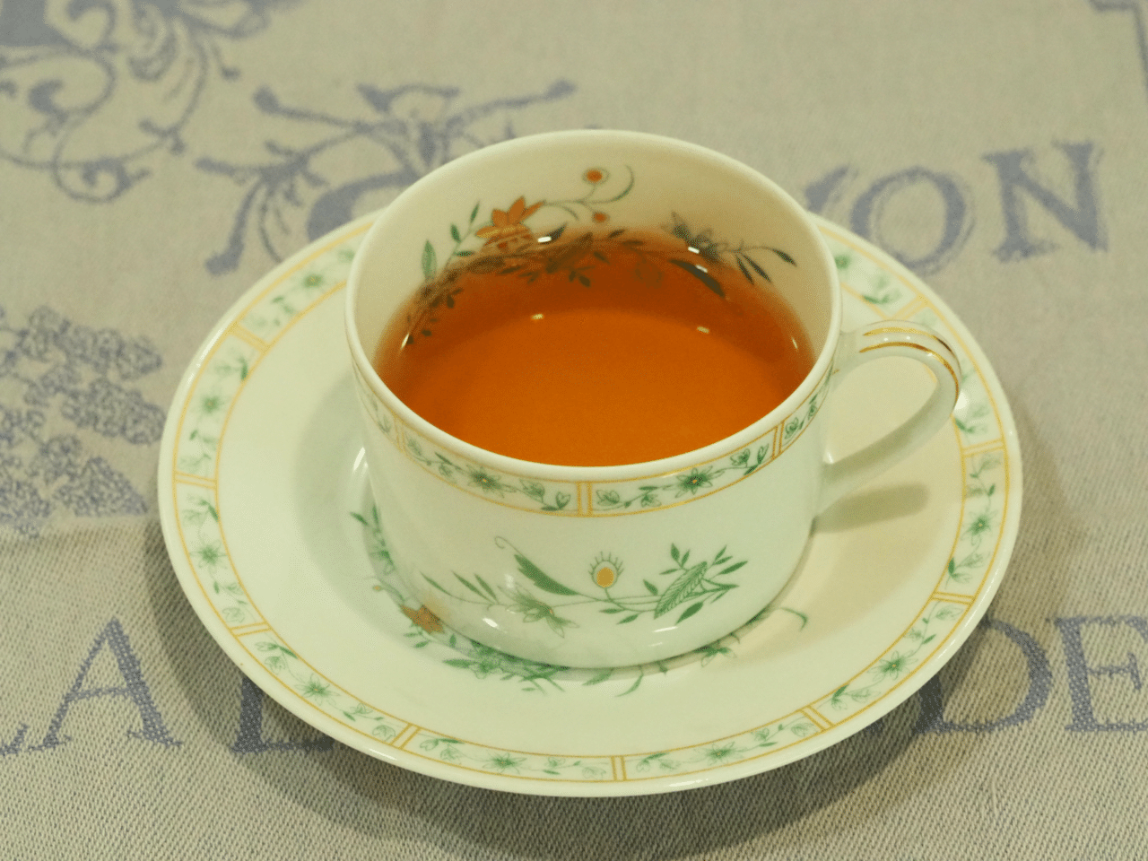 香りを飲む｜ダマン・フレール🇫🇷の紅茶を個人輸入しました｜日記｜星