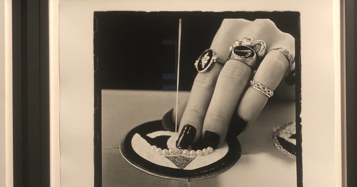 【国内正規品】 シャネルを紡ぐ手 アンヌ ドゥ ヴァンディエール展｜Toki Minami アート・デザイン・音楽